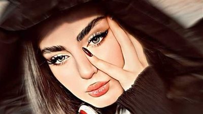 لو سمحتي يا انسه لمي شعرك 