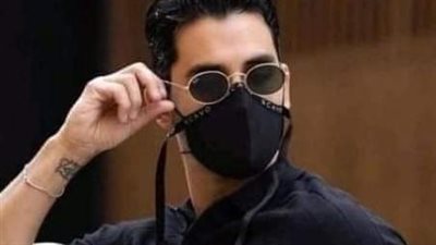ده وشم على ايده