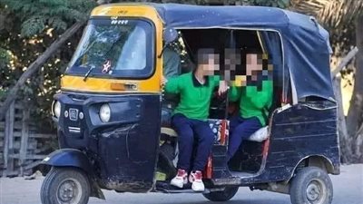 اتفق احد الآباء مع سائق توك توك