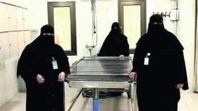 قصه مالك في المدينة 